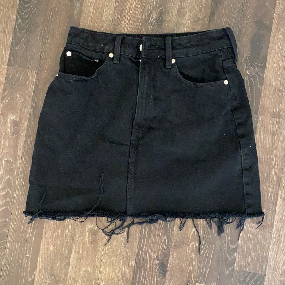 H&M black denim skirt - Picture 1 of 1